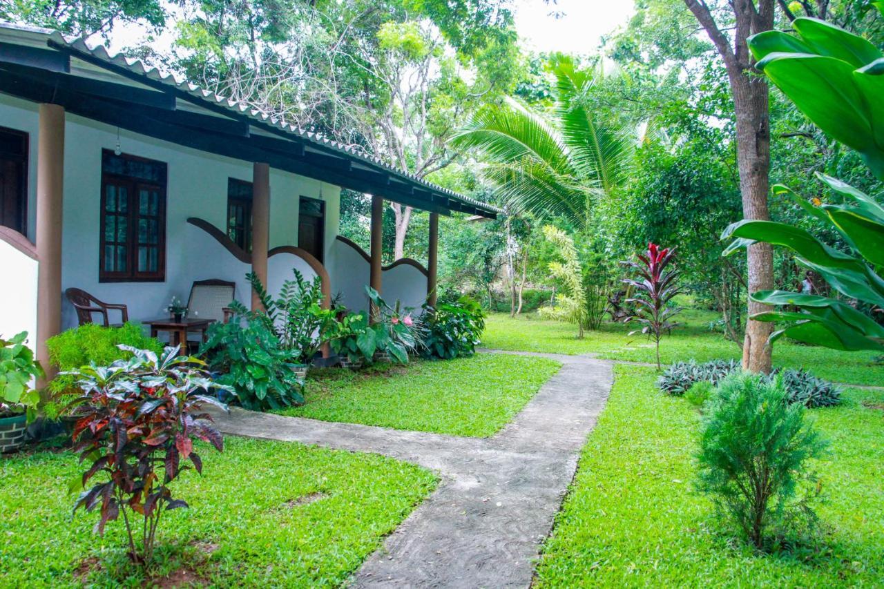 Nimsara Lodge Sigiriya Exterior photo